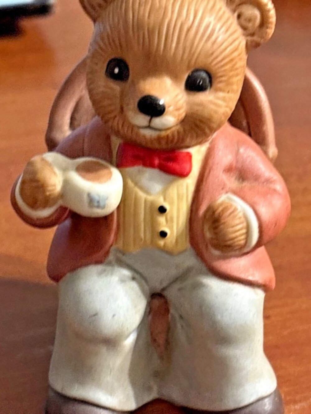 Vintage Bear Figurine 1401 Ceramic Teddy Bear With Teacup "Tea Time Bears" Homco